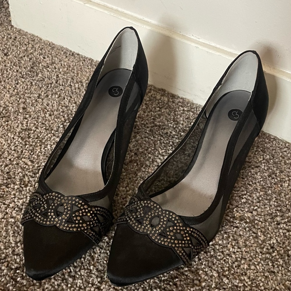 Black Sparkle Pumps